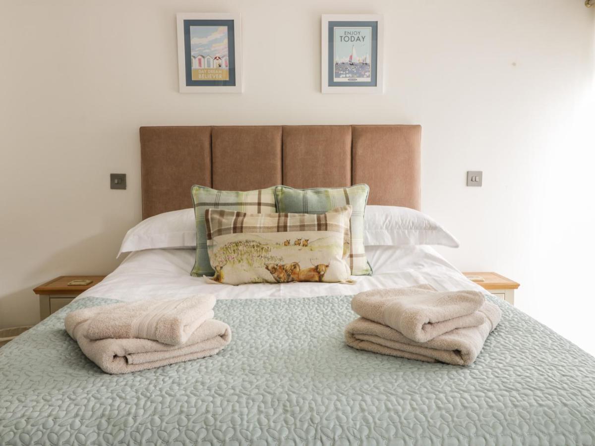 Cottage Val Fylingdales エクステリア 写真