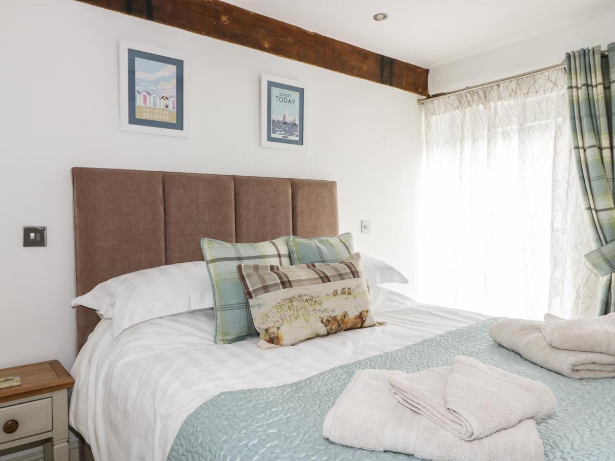 Cottage Val Fylingdales エクステリア 写真
